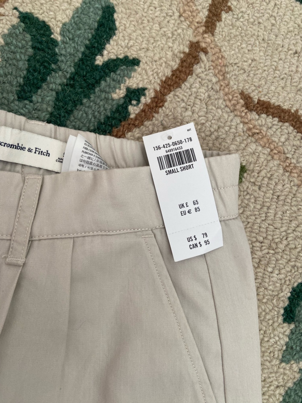 Abercrombie & Fitch Sloane Tailored Wide Leg Pants in Off White - Picture 4 of 5